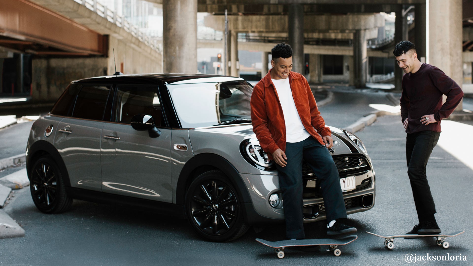 Accesorios MINI - MINI 5 puertas Hatch Cooper S en plata (foto de jacksonloria)